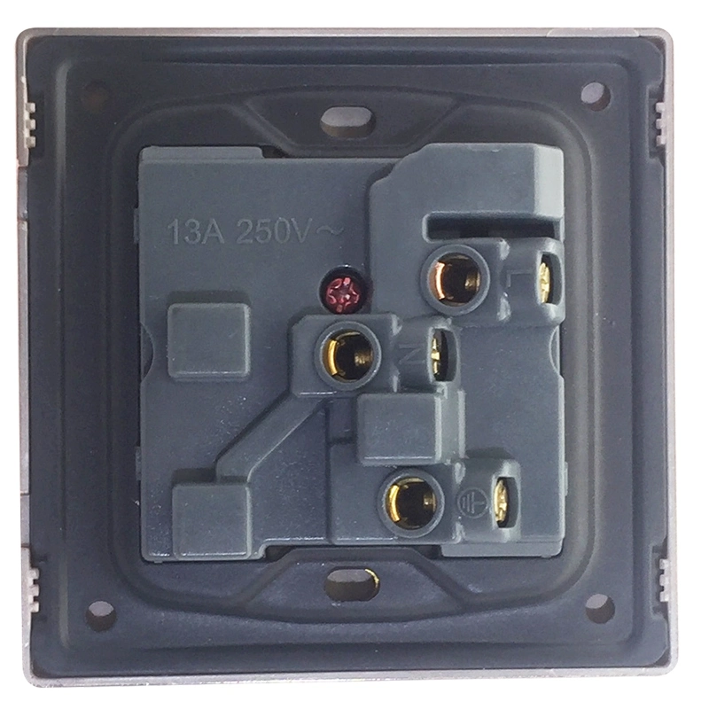 UK Socket 1gang 13A Switched Socket